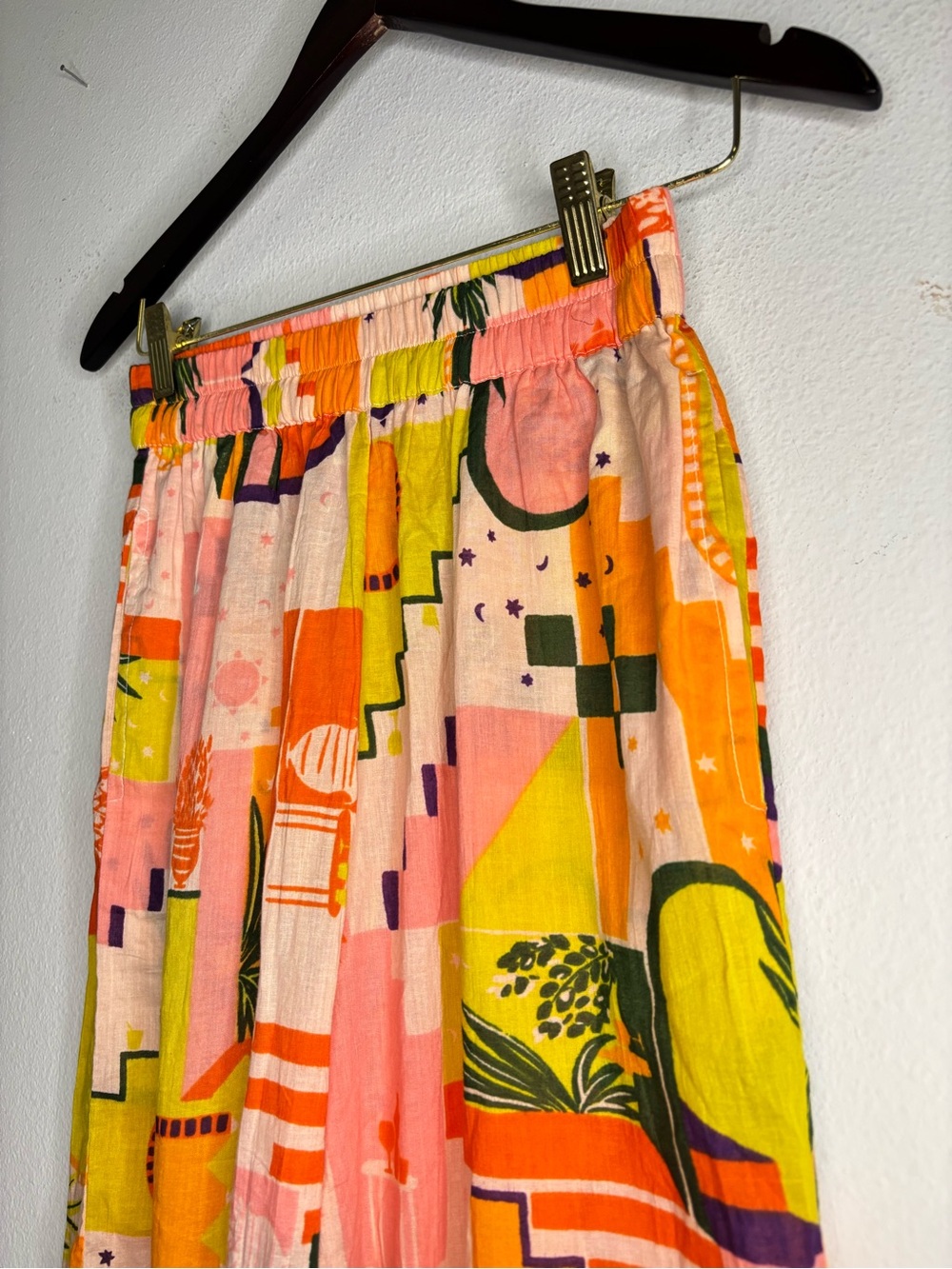 HAUTE HIPPIE NWOT LIGHTWEIGHT COTTON ECCLECTIC PRINT WIDE LEG PANTS SZ XS - Picture 3 of 7